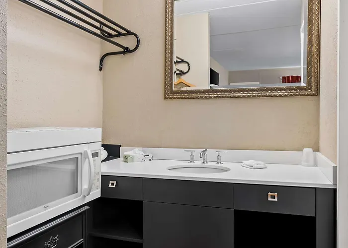 Americas Value Hotel Danville