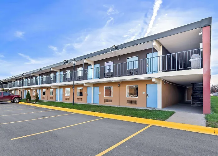 Americas Value Hotel 3*